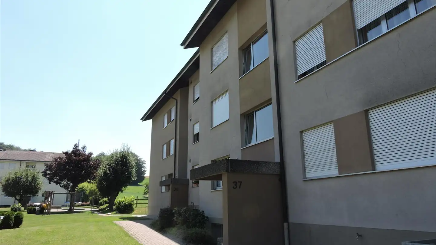Appartement à louer - Büschiackerstrasse 37, 3098 Schliern b. Köniz