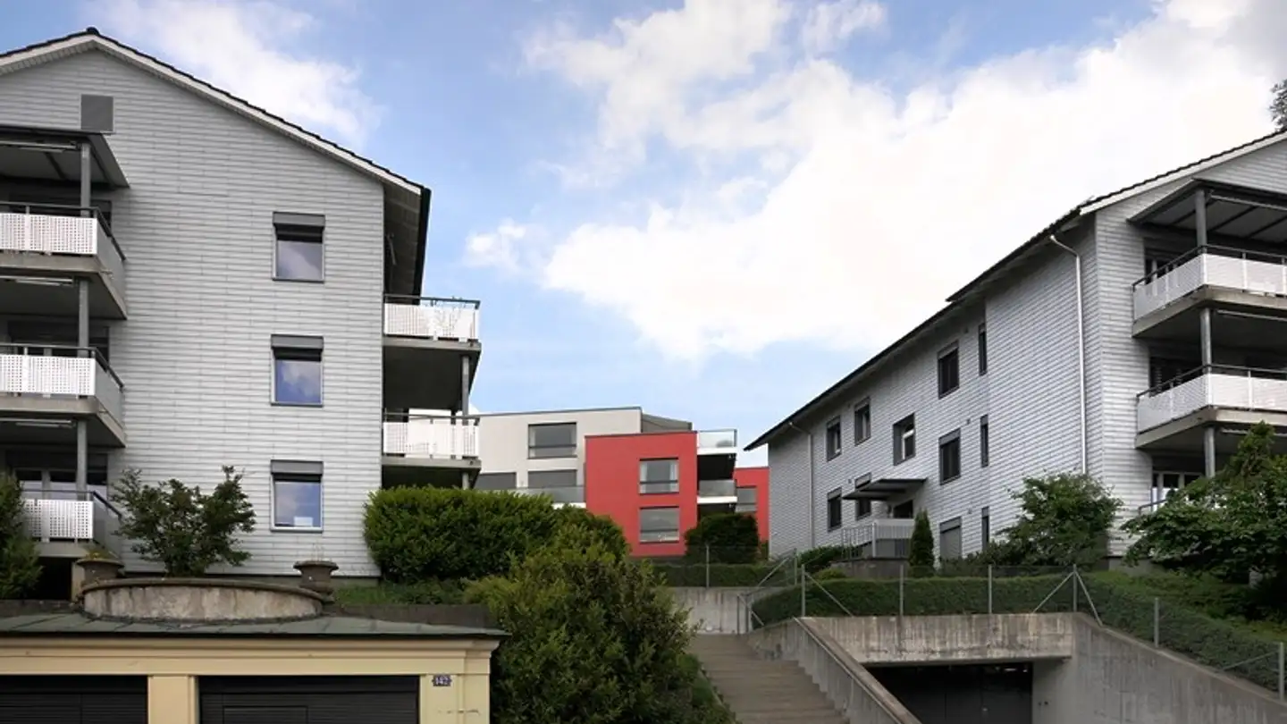 Garage singolo in affitto - Susenbergstrasse 142, 8044 Zürich