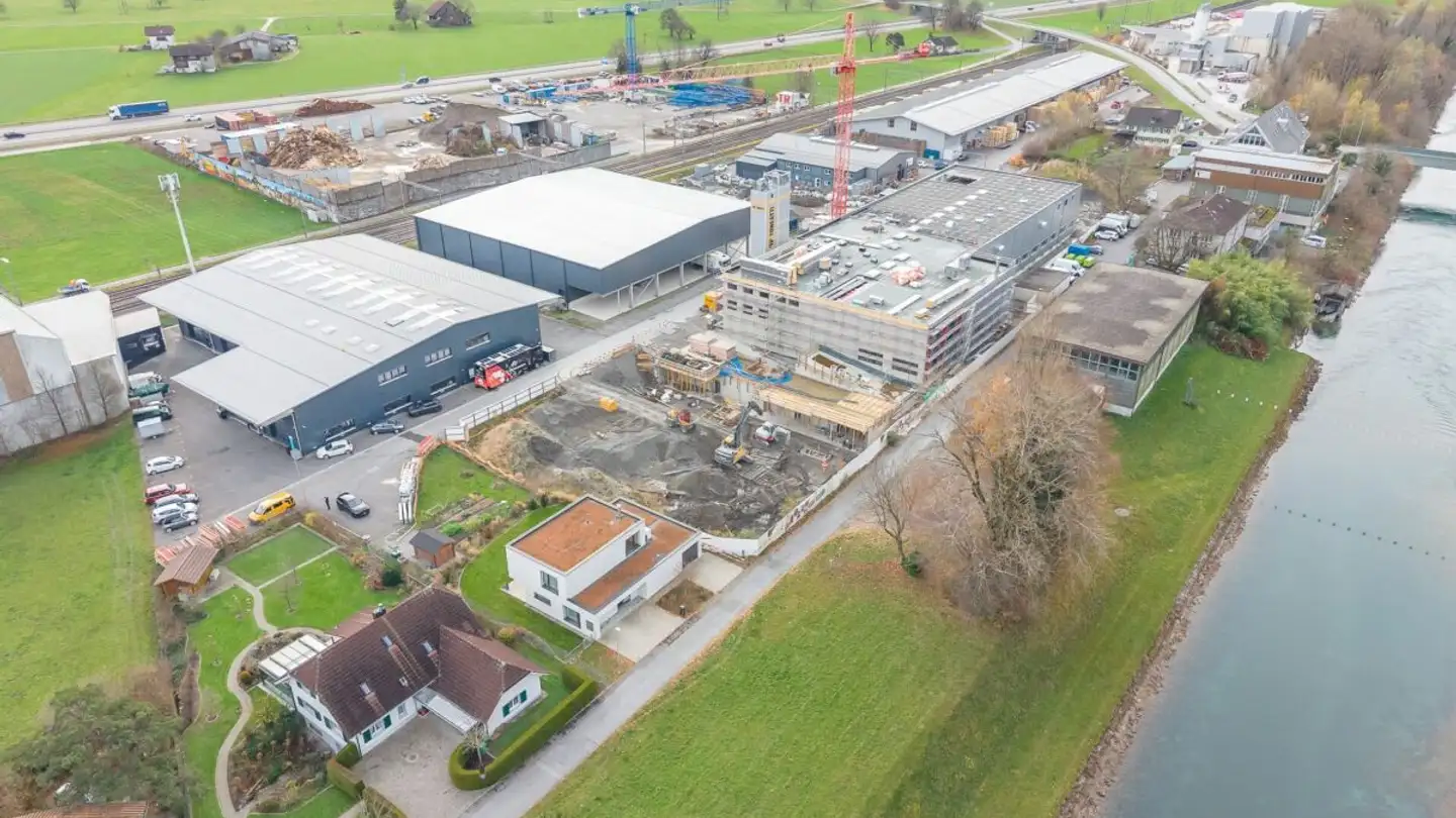 Commerciale in affitto - Schwärzistrasse, 8753 Mollis - Foto 2