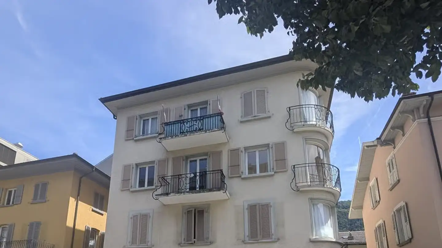Residential building for sale - 1920 Martigny