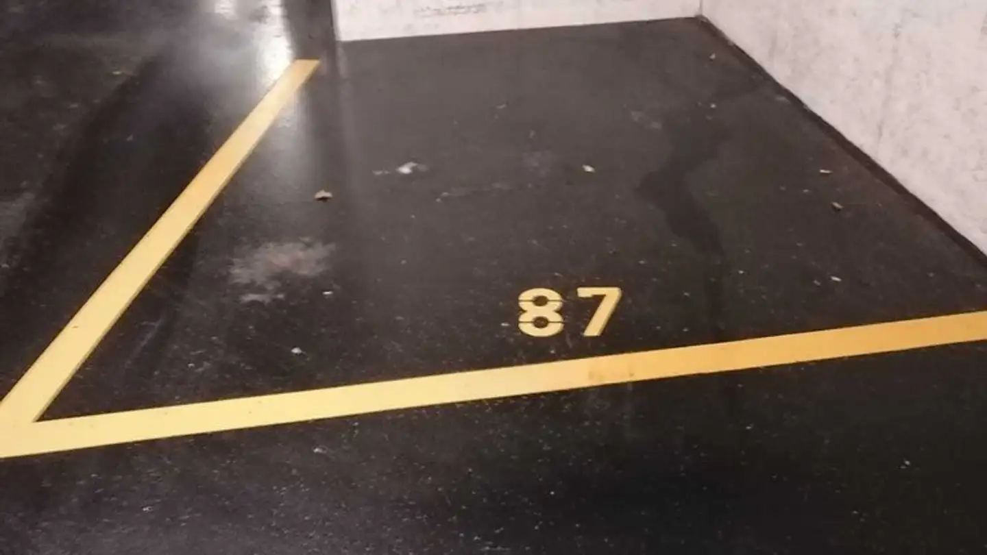 Tiefgaragenstellplatz mieten - Badenerstrasse 434, 8004 Zürich - Foto 2