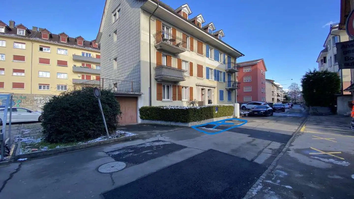 Place de parking extérieure à louer - Chemin De Sion / Zionsweg 33, 2503 Biel/Bienne