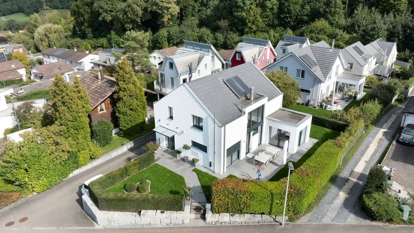 Casa singola in vendita - Schlosstrasse 31, 4147 Aesch BL