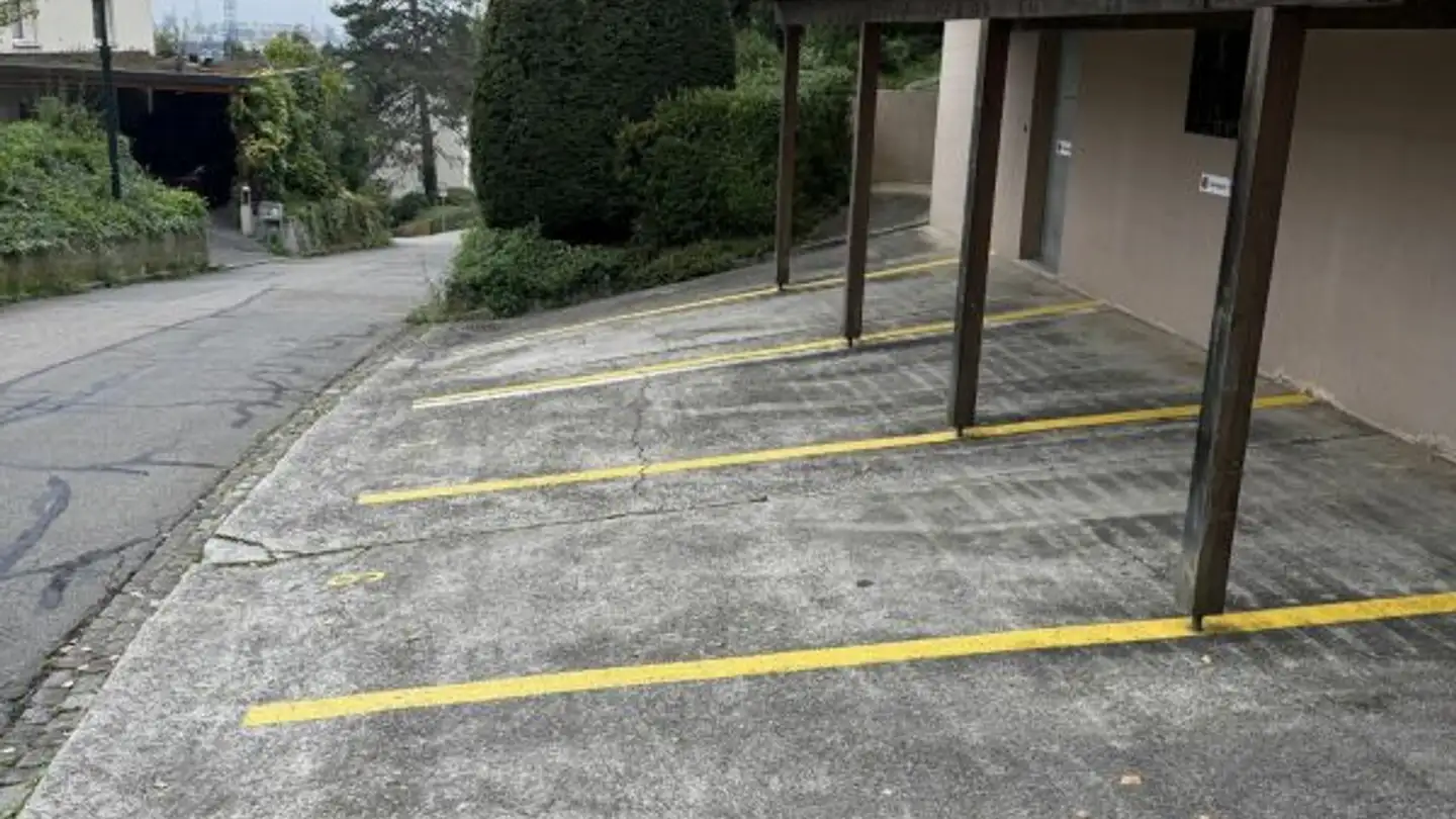 Parcheggio esterno in affitto - Friedhofweg 10, 4414 Füllinsdorf