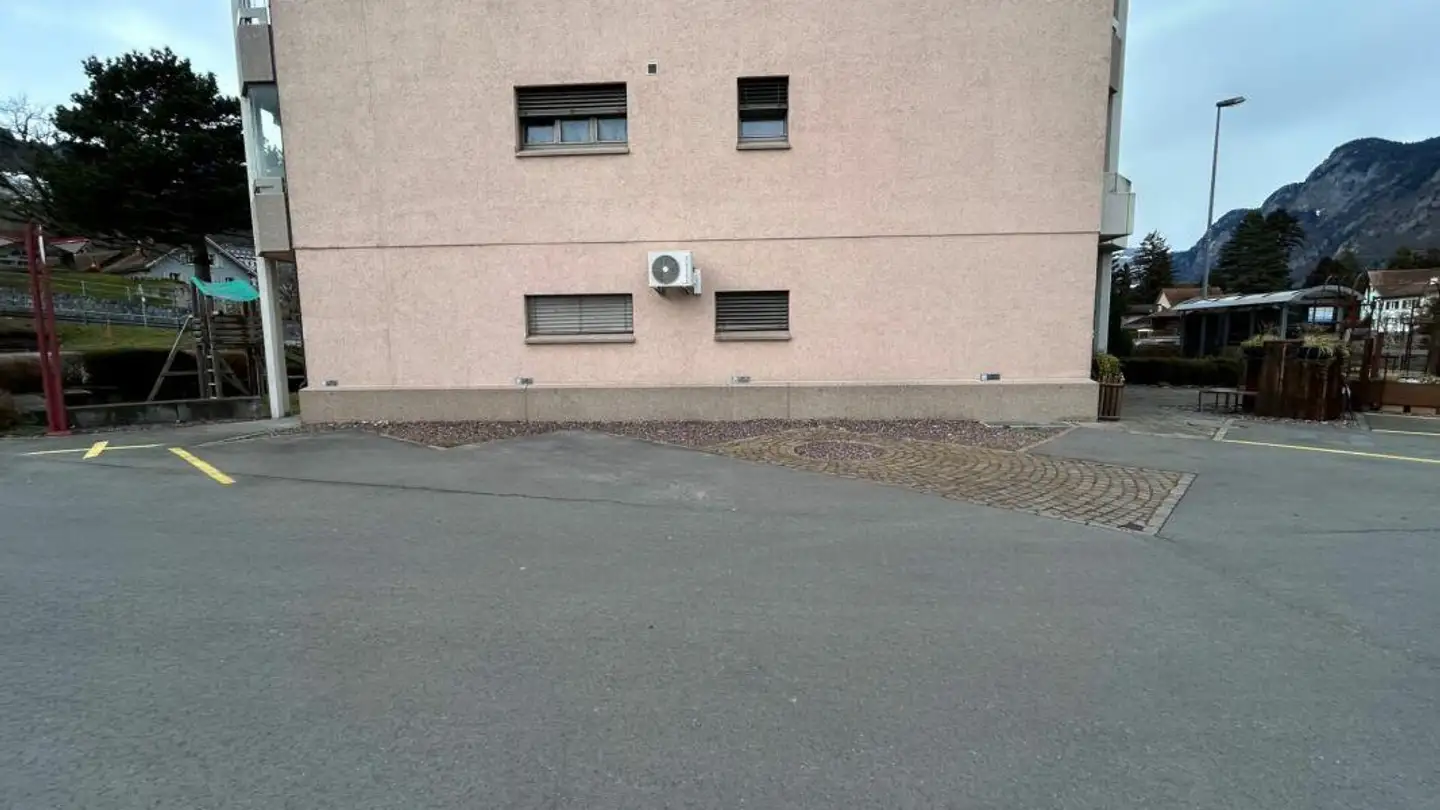 Parkplatz im Freien mieten - Wangserstrasse, 8887 Mels