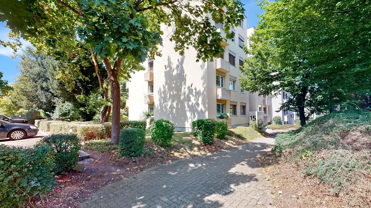 Place de parking souterraine à louer - Therwilerstrasse 15, 4107 Ettingen