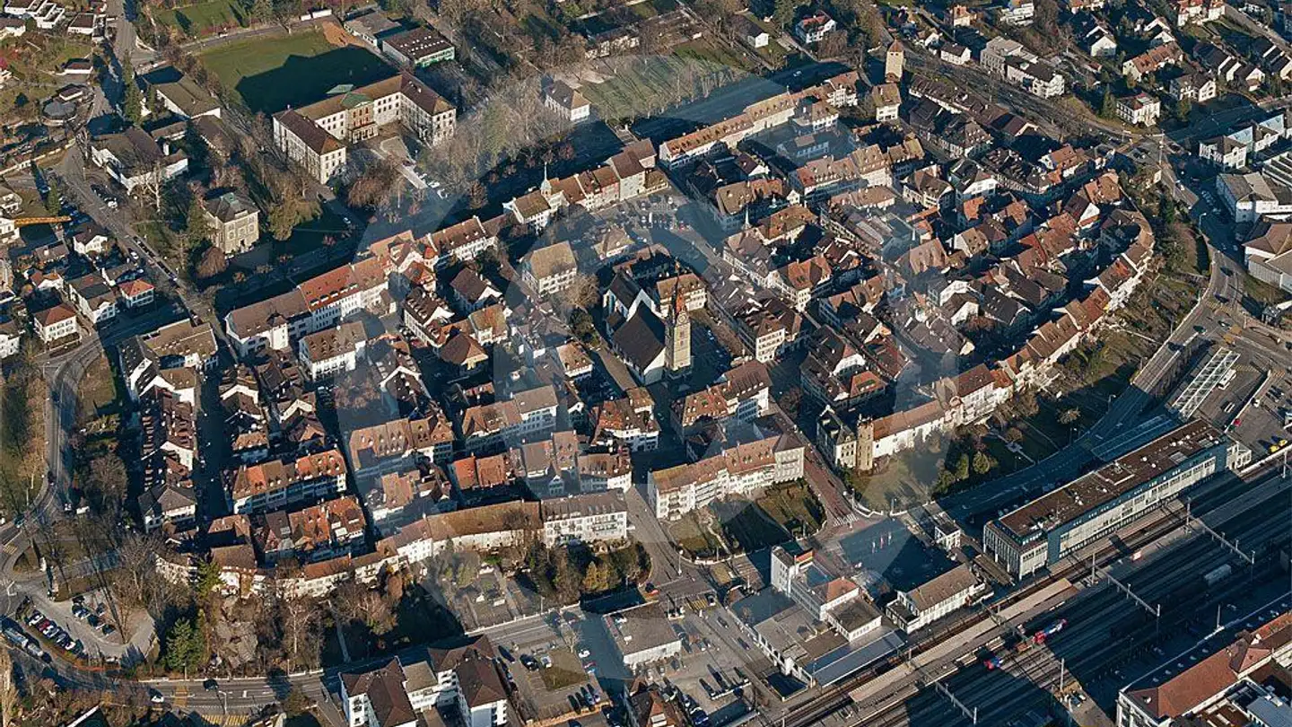 Gewerbe mieten - Forstackerstrasse 2, 4800 Zofingen