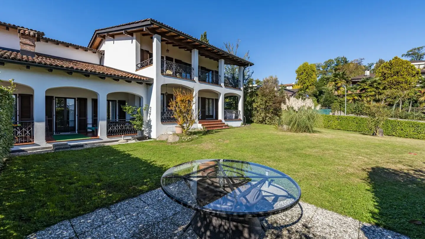 Villa in vendita - 6855 Stabio