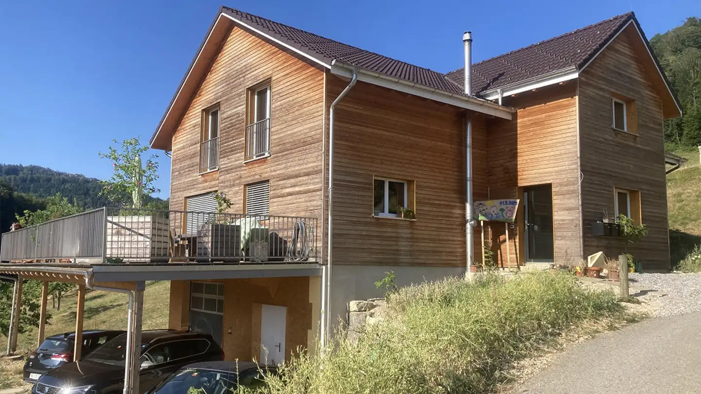 Penthouse for rent - Oberer Dielenbergweg 110, 4431 Bennwil