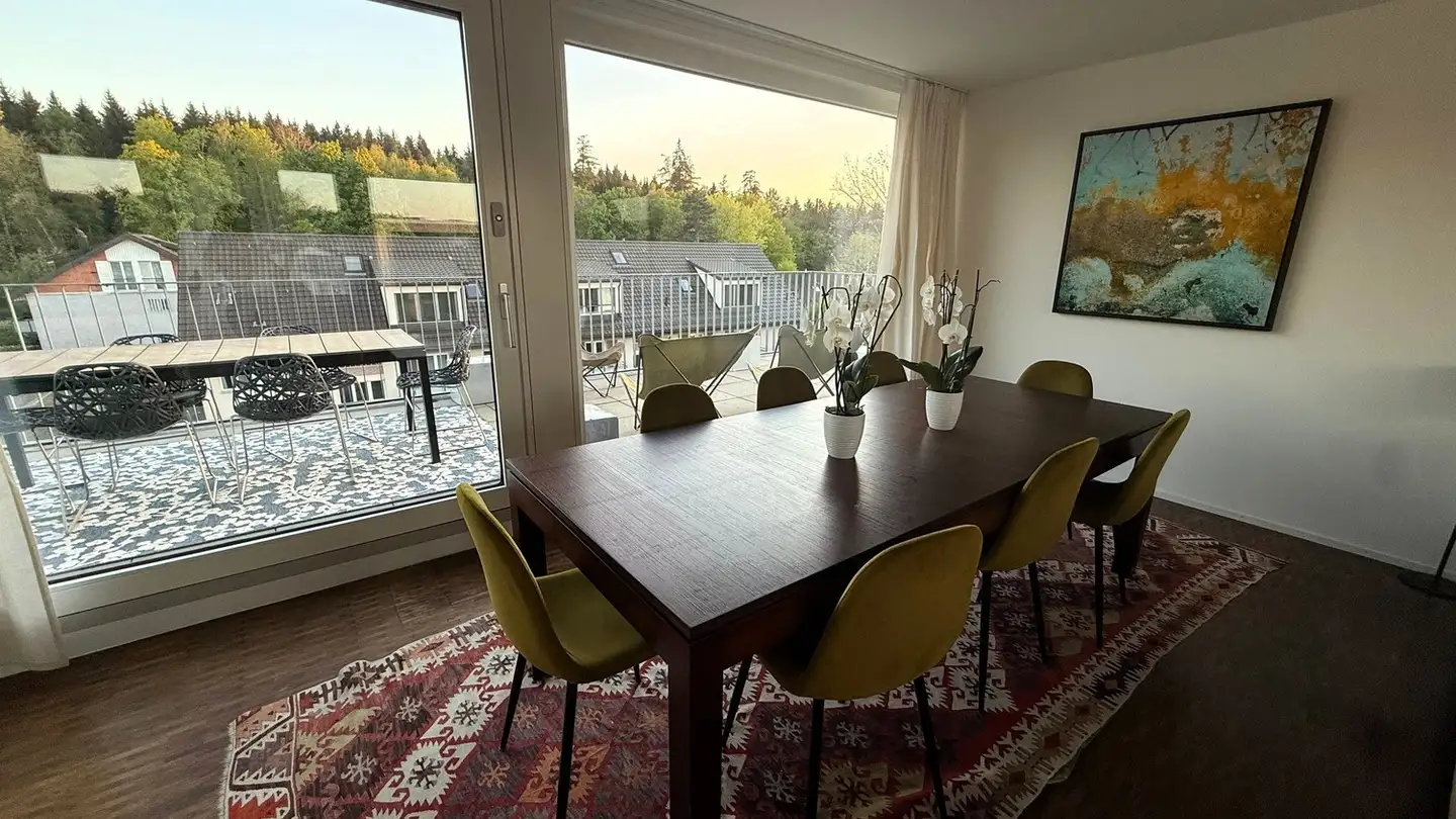 Appartement à louer - Rietholzstrasse 41, 8125 Zollikerberg