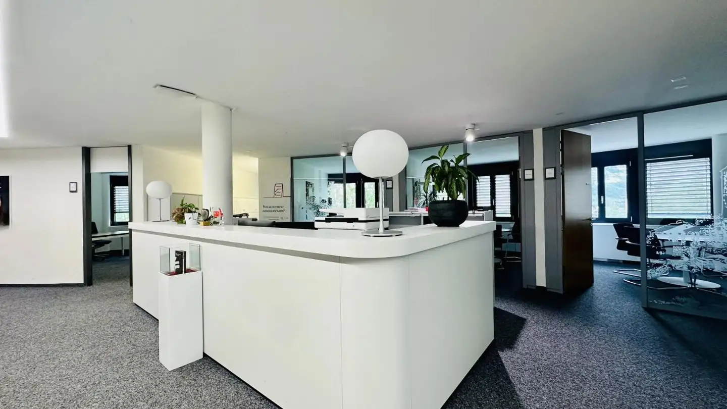 Bureau à louer - Place Du Midi 21, 1950 Sion