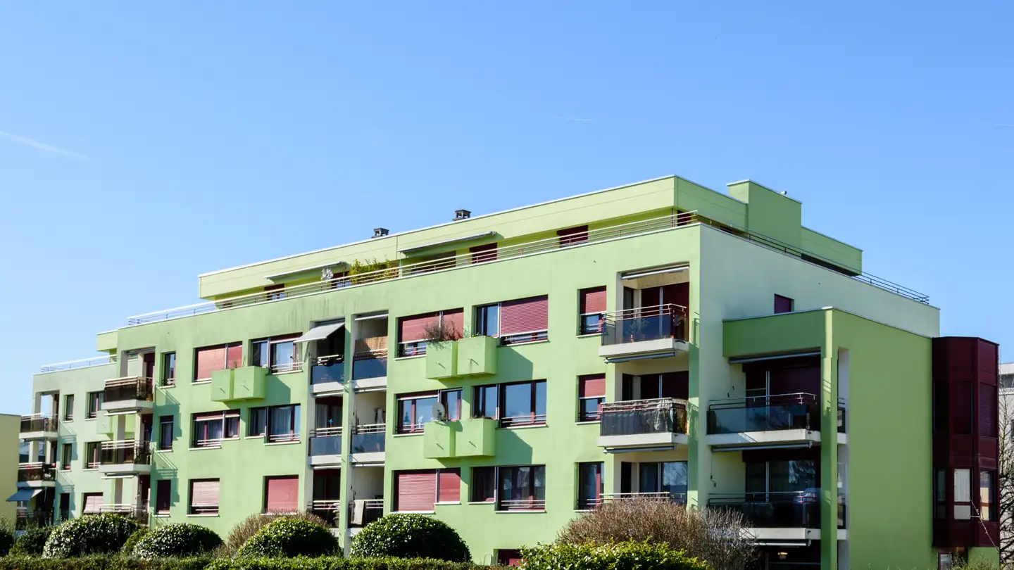 Outdoor parking space for rent - Avenue General Guisan 49, 1400 Yverdon-les-Bains