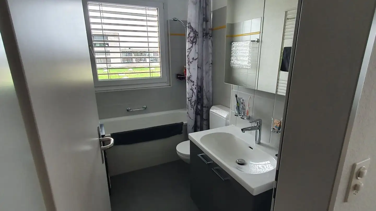 Attique à louer - Bienkenstrasse 14, 4702 Oensingen - Photo 3