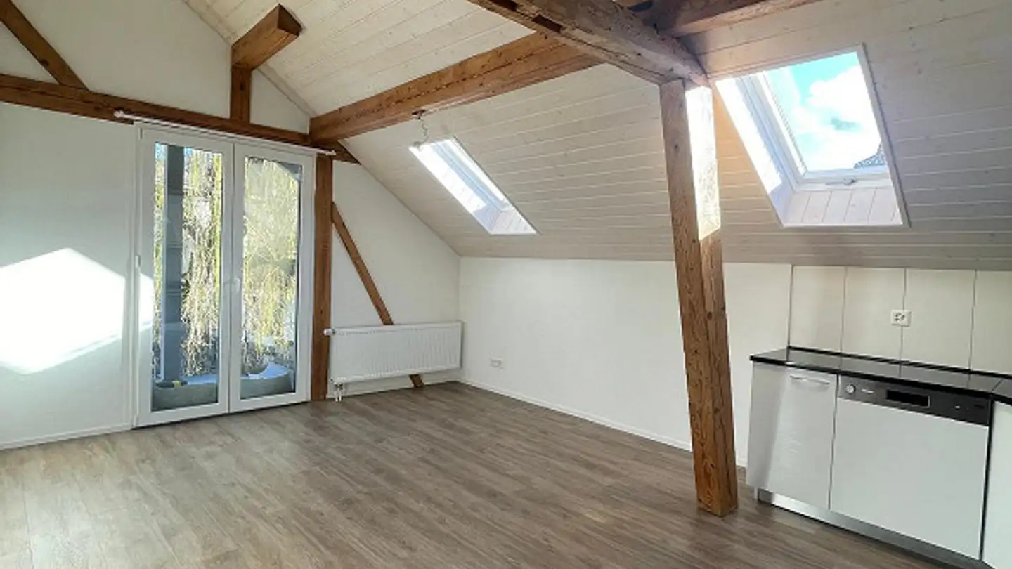 Attique à louer - Thunstrasse 9, 3672 Oberdiessbach - Photo 2