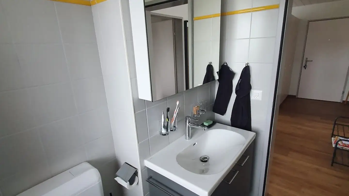 Attique à louer - Bienkenstrasse 14, 4702 Oensingen - Photo 2