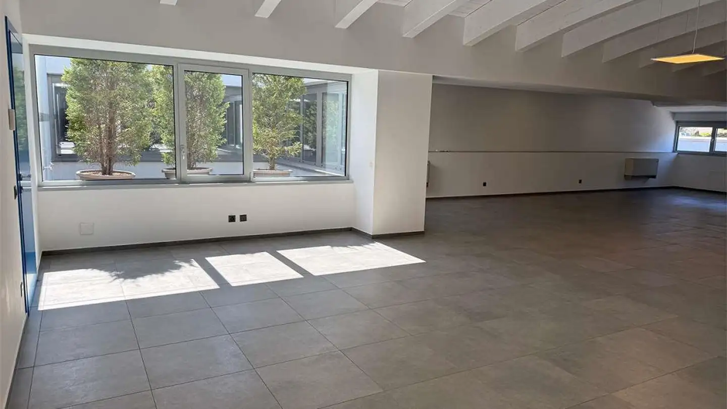 Office space for sale - 6930 Bedano