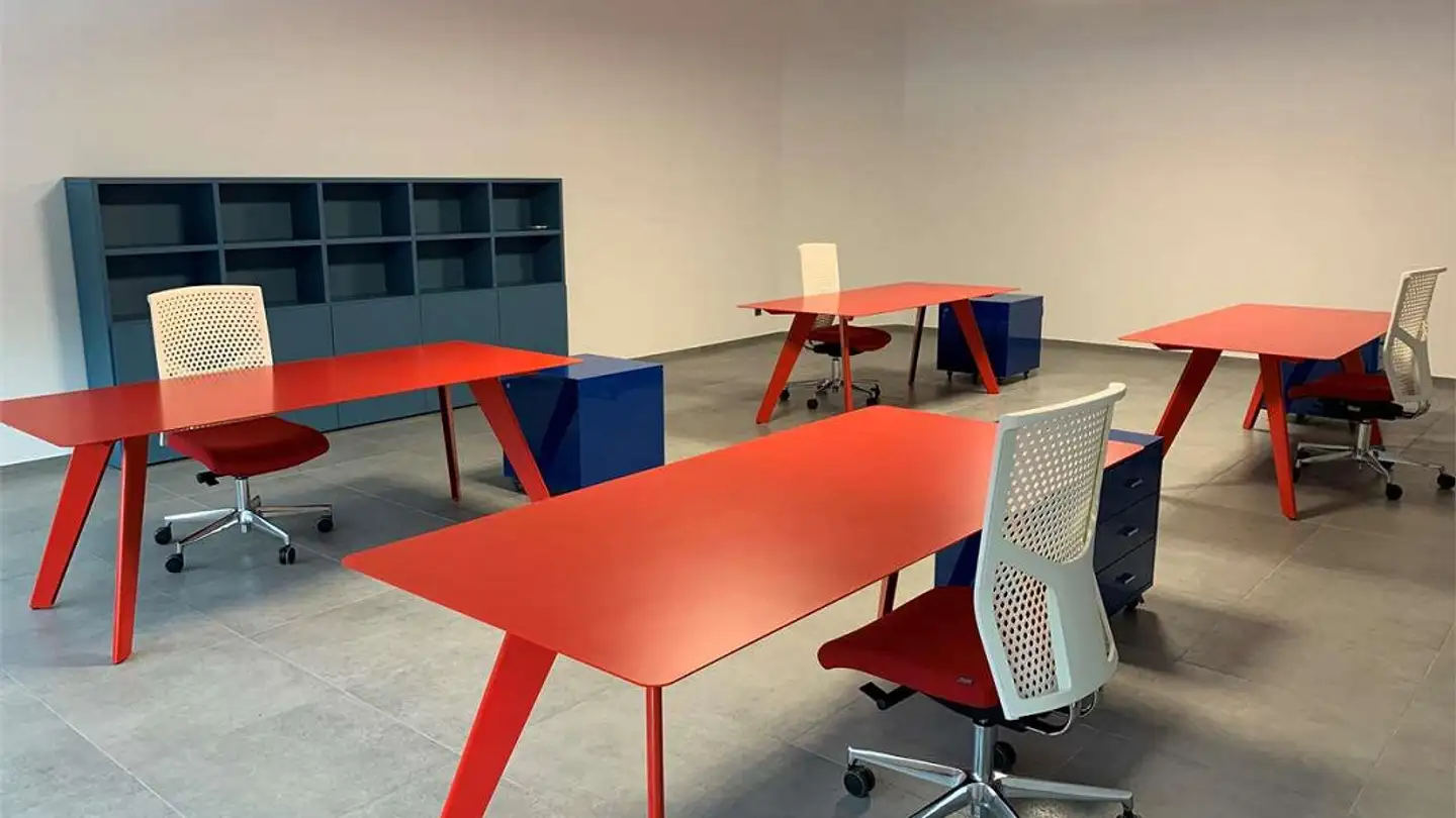 Office space for sale - 6930 Bedano - Photo 2