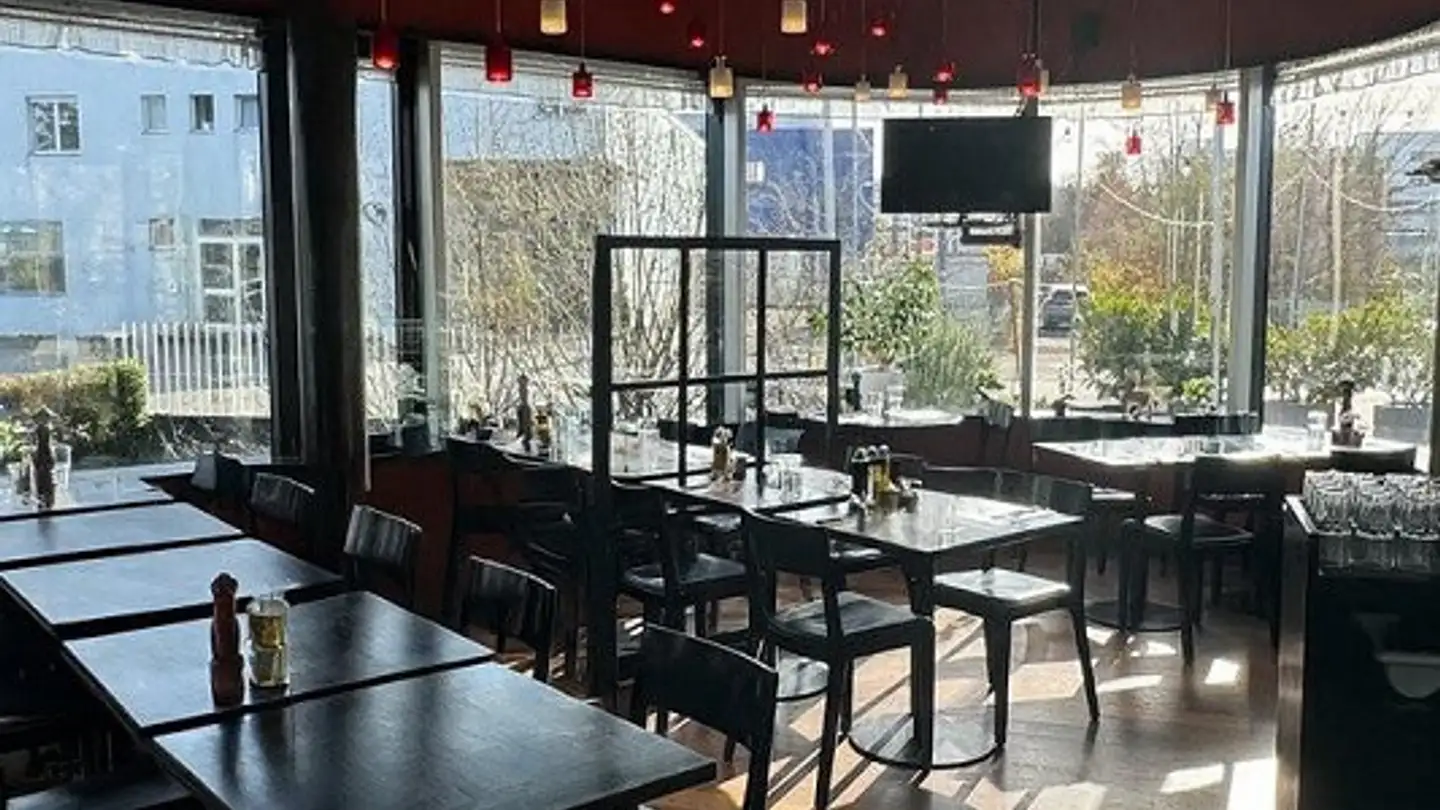 Ristorante in affitto - Alte Dübendorferstrasse 17, 8305 Dietlikon - Photo 2