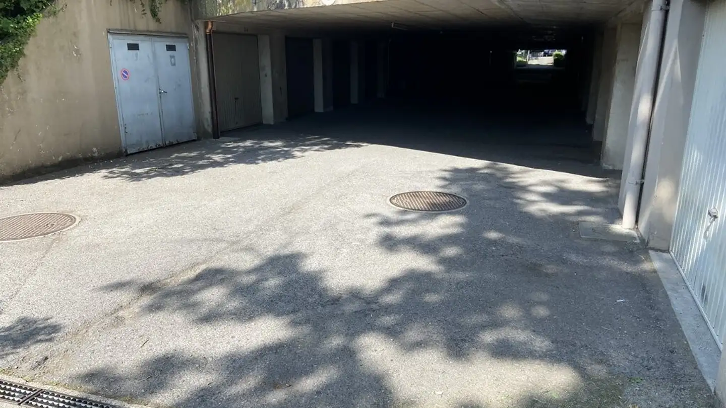 Single garage for rent - Chemin Alfred- Bétems 3, 1218 Le Grand-Saconnex