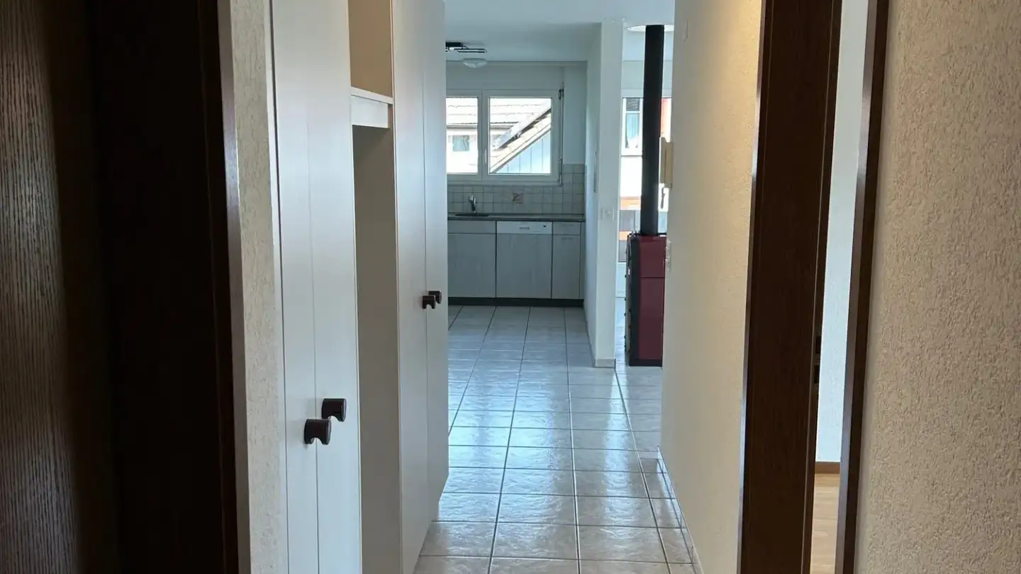 Apartment for rent - Dorfstrasse 23, 3662 Seftigen - Photo 2