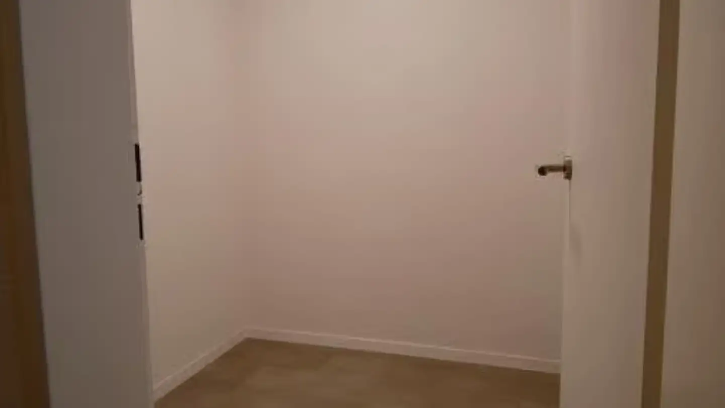 Wohnung mieten - In Weizenächern 31, 8103 Unterengstringen - Foto 3