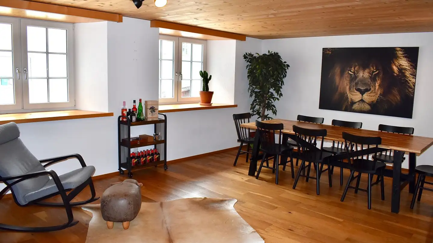 Wohnung mieten - 8753 Mollis