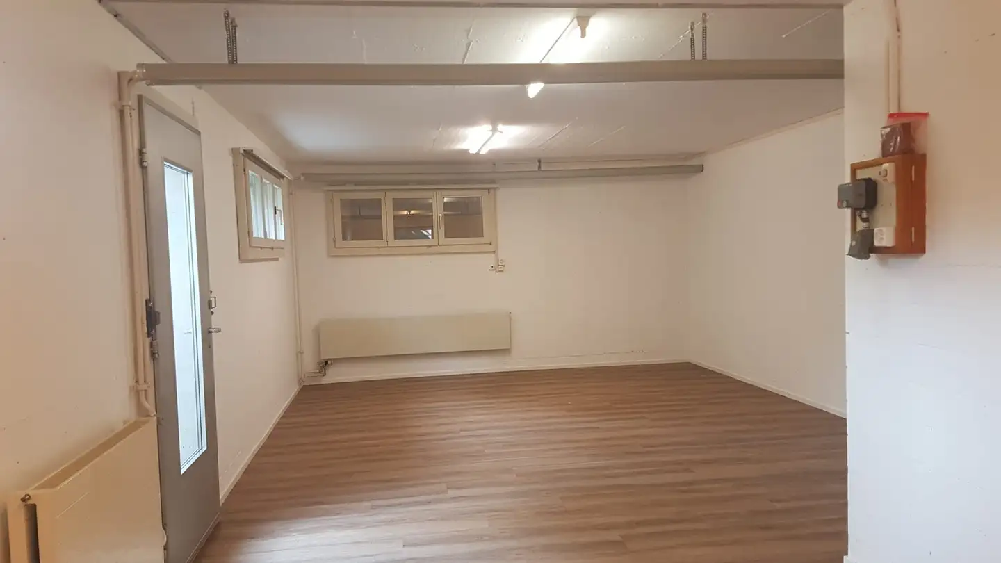 Bürofläche mieten - Hängertenstrasse 5, 8104 Weiningen ZH - Foto 2