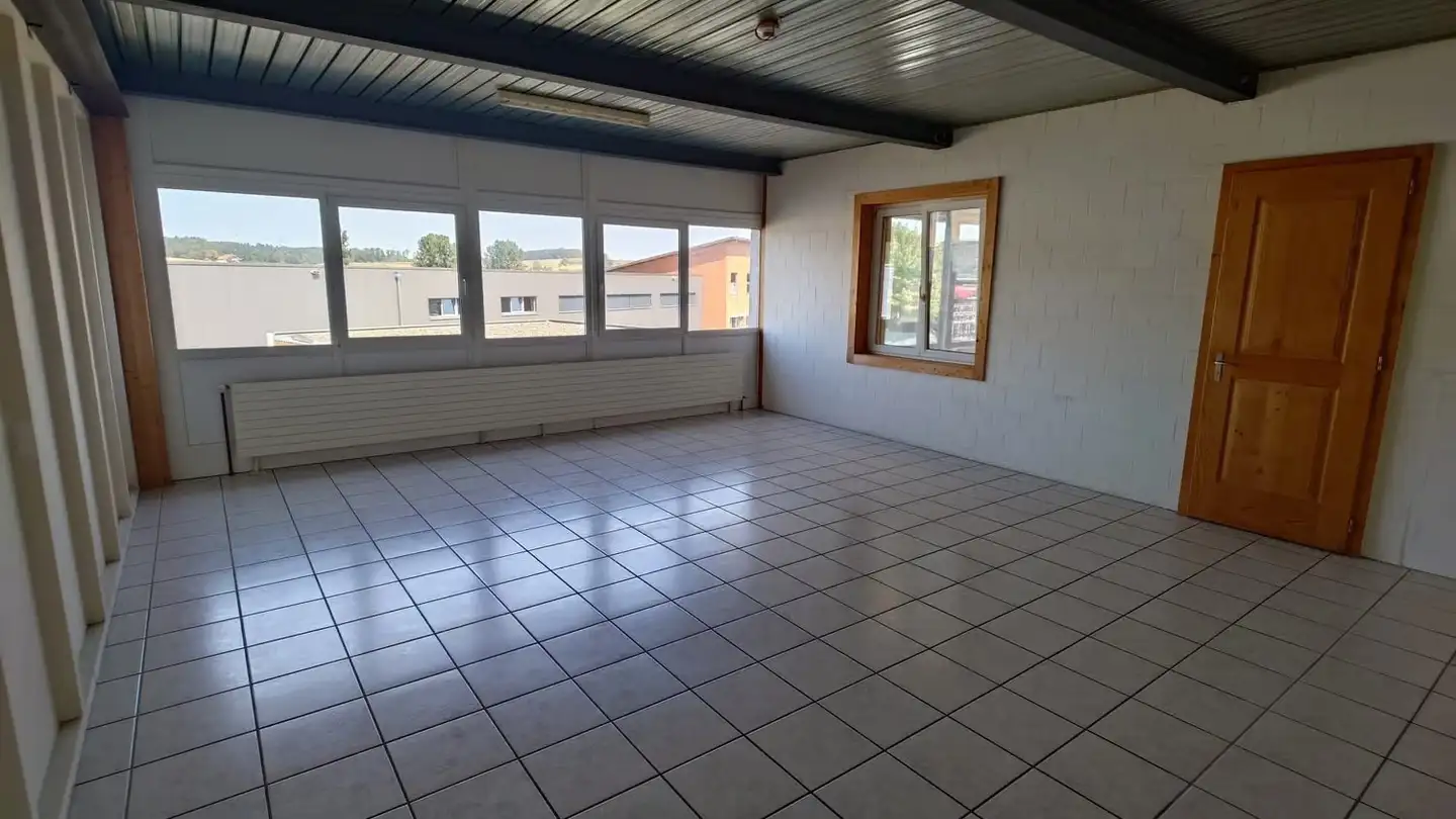 Office space for rent - Bielstrasse 32, 3053 Münchenbuchsee