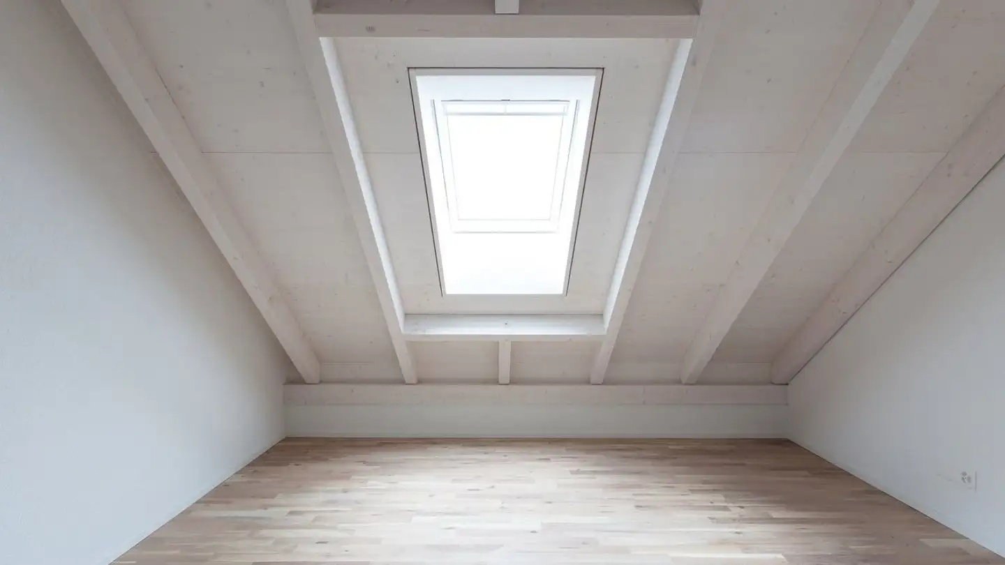 Dachgeschosswohnung mieten - Alte Staffeleggstrasse 9b, 5024 Küttigen