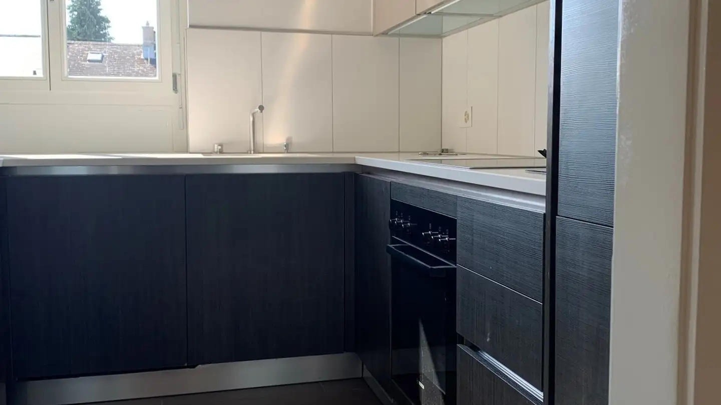 Wohnung mieten - Rue Ernst-Schüler / Ernst-Schüler-Strasse 30, 2502 Biel/Bienne - Foto 2