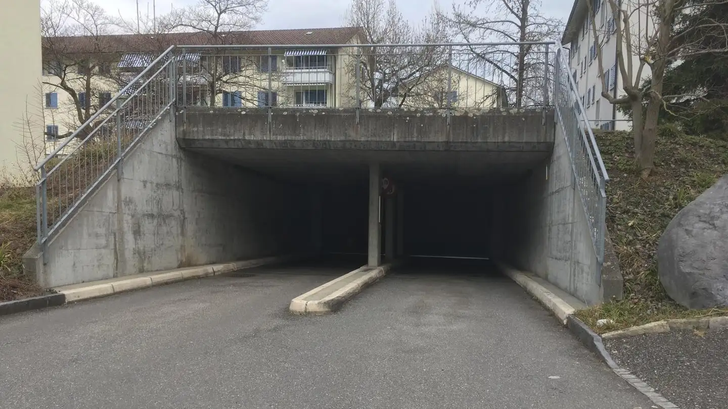 Underground parking space for rent - Kirchfeldstrasse, 3613 Steffisburg - Photo 3