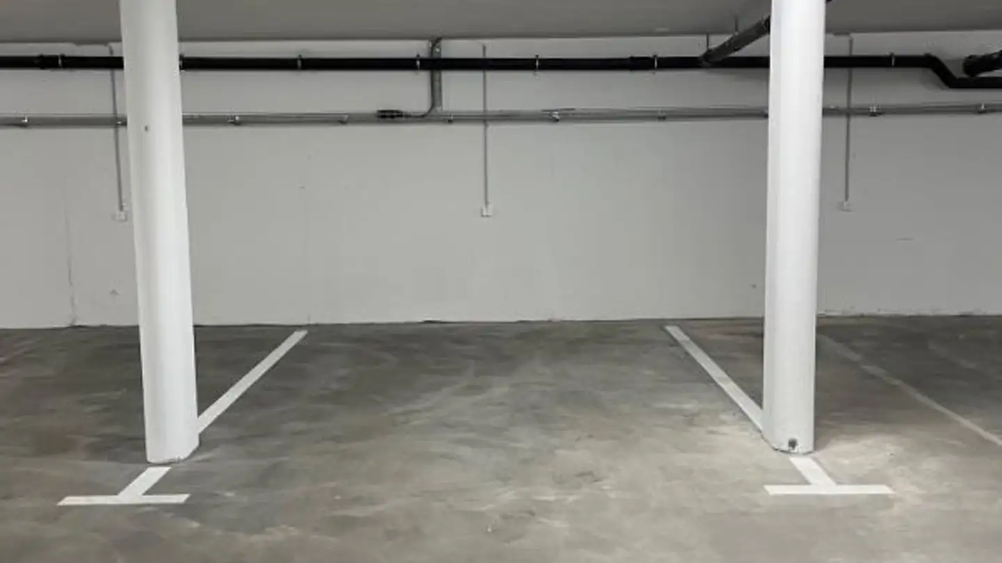 Tiefgaragenstellplatz mieten - Terrassenweg 6, 5507 Mellingen