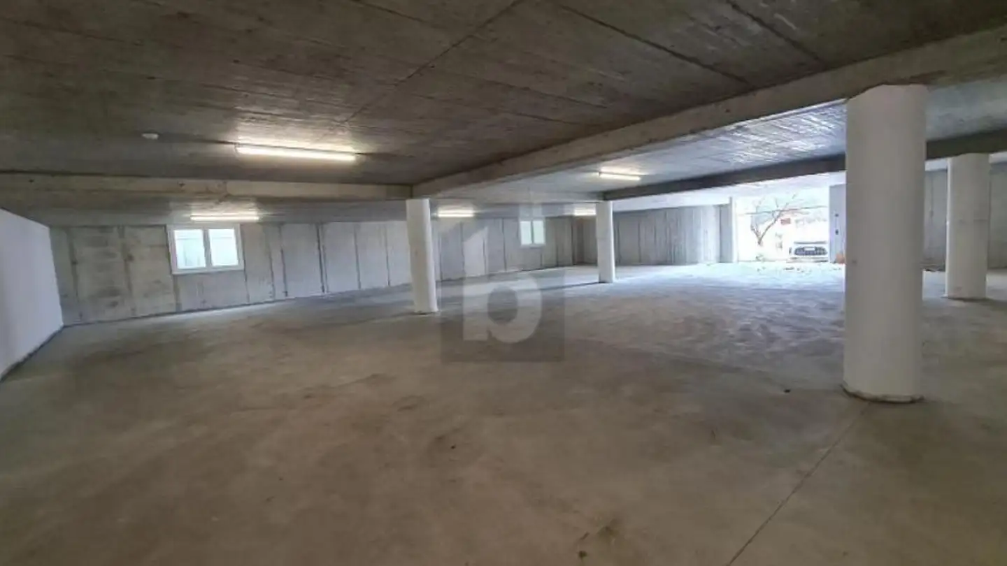 Parkplatz im Freien mieten - 6517 Arbedo