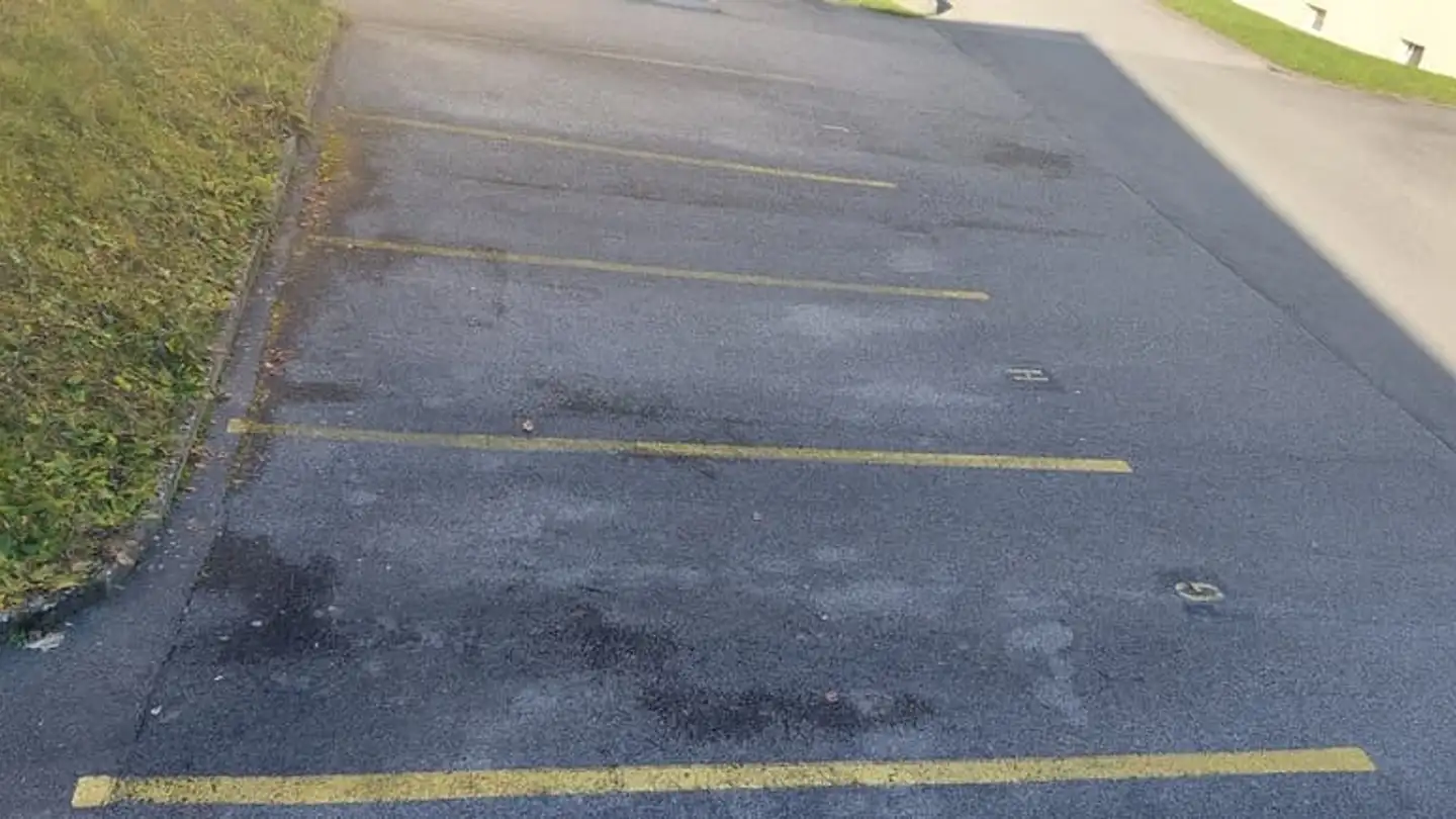 Single garage for rent - Chemin Des Vignettes 5, 1305 Penthalaz