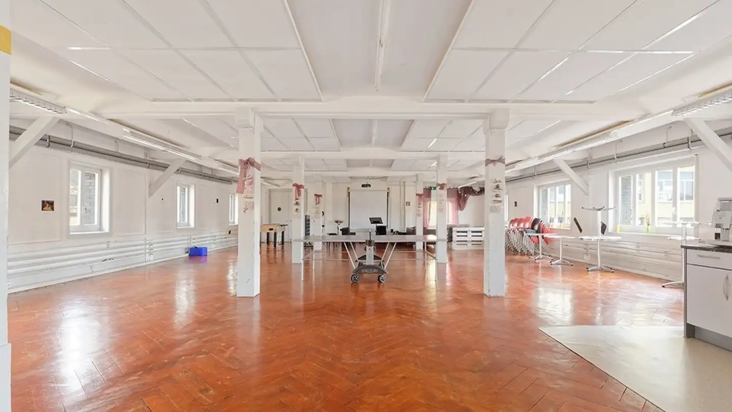 Commercial à louer - Bahnhofstrasse 27, 5012 Schönenwerd - Photo 2