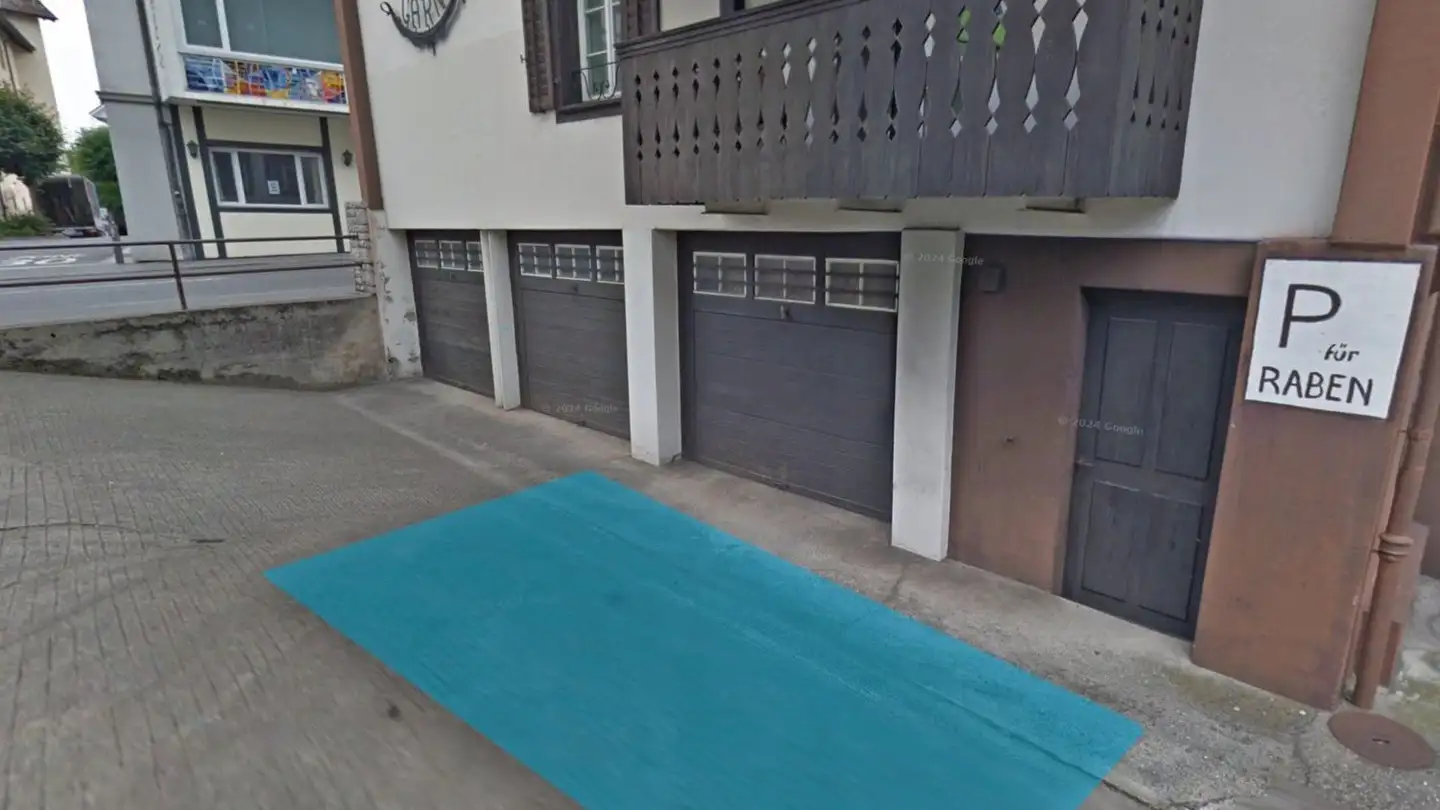 Place de parking extérieure à louer - Bahnhofstrasse 3, 6403 Küssnacht am Rigi