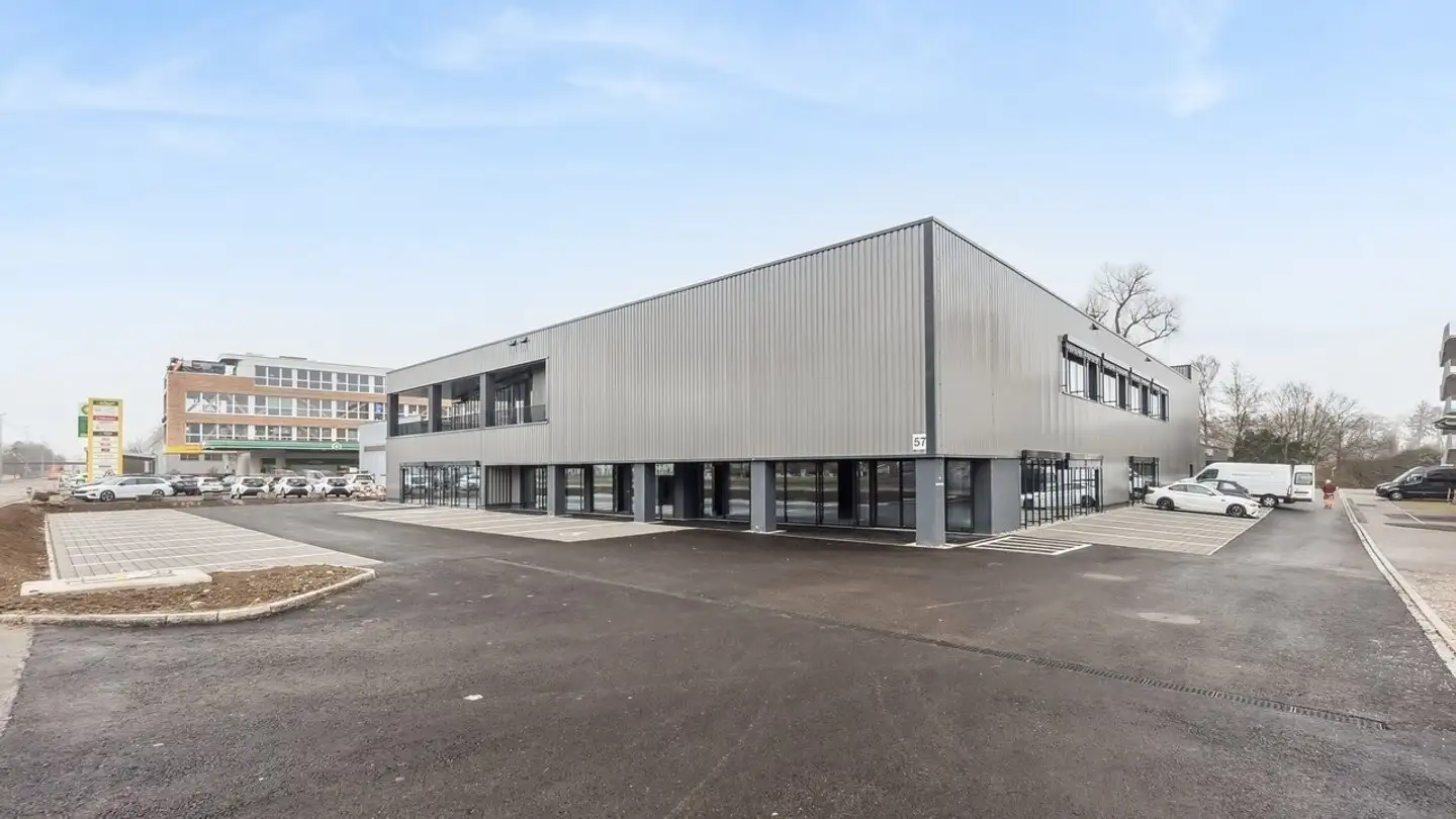 Geschäft mieten - Flughofstrasse 57, 8153 Rümlang