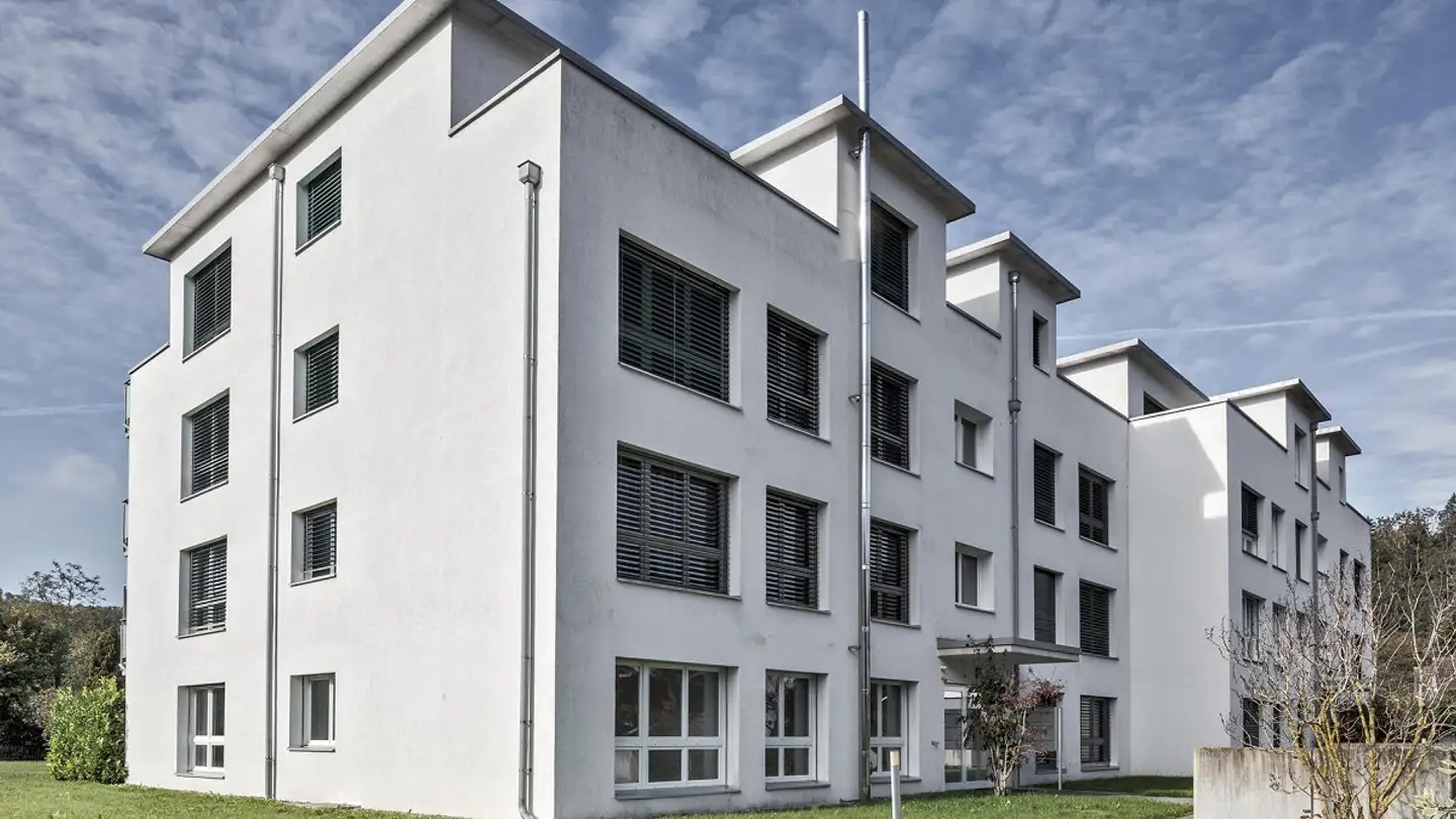 Tiefgaragenstellplatz mieten - Im Feld 7, 8486 Rikon im Tösstal - Foto 2