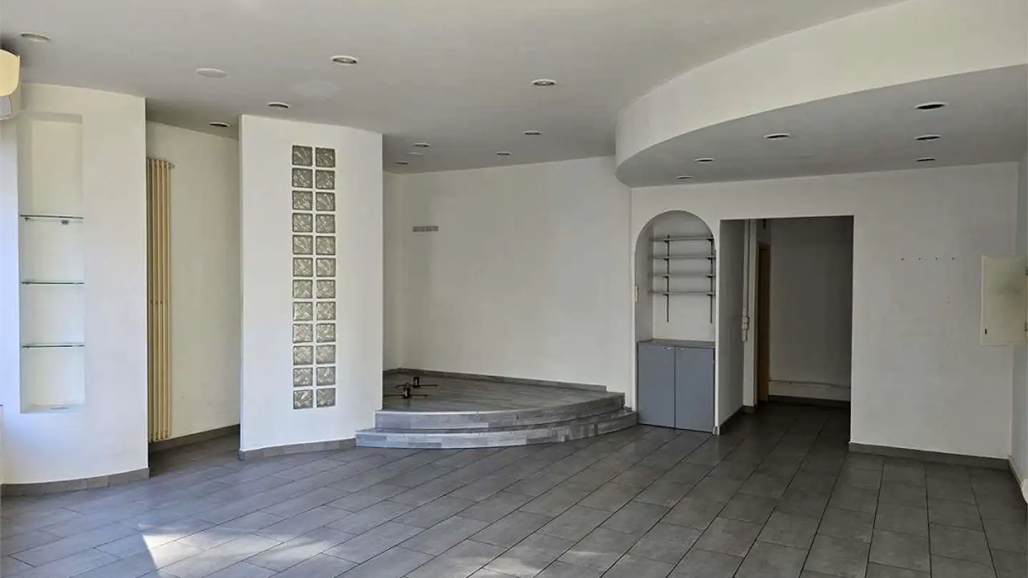 Bürofläche mieten - 6830 Chiasso