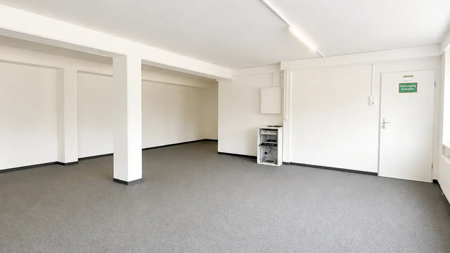 Gewerbe mieten - Brandbachstrasse 10, 8305 Dietlikon