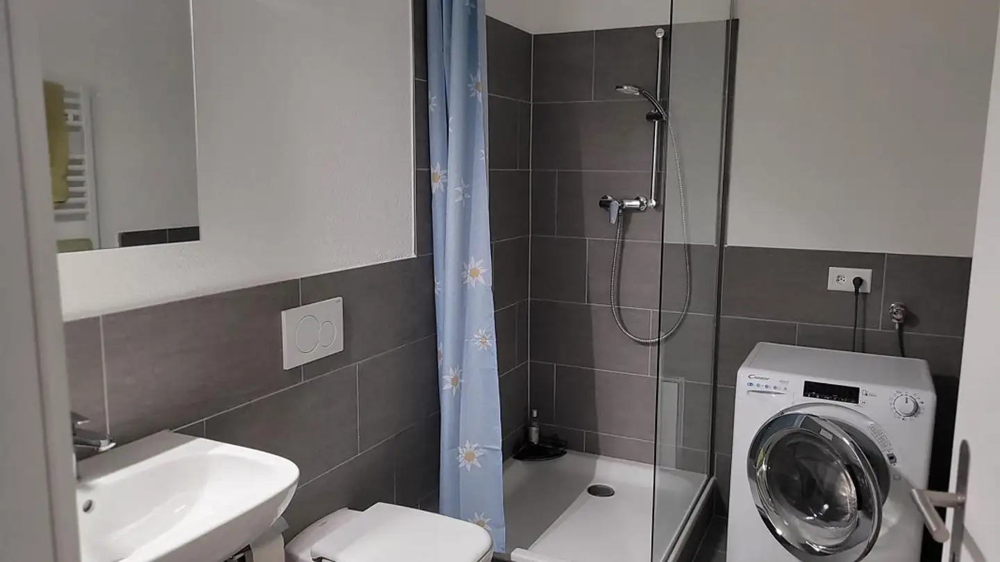 Penthouse for rent - Lindenstrasse 13, 6472 Erstfeld - Photo 3
