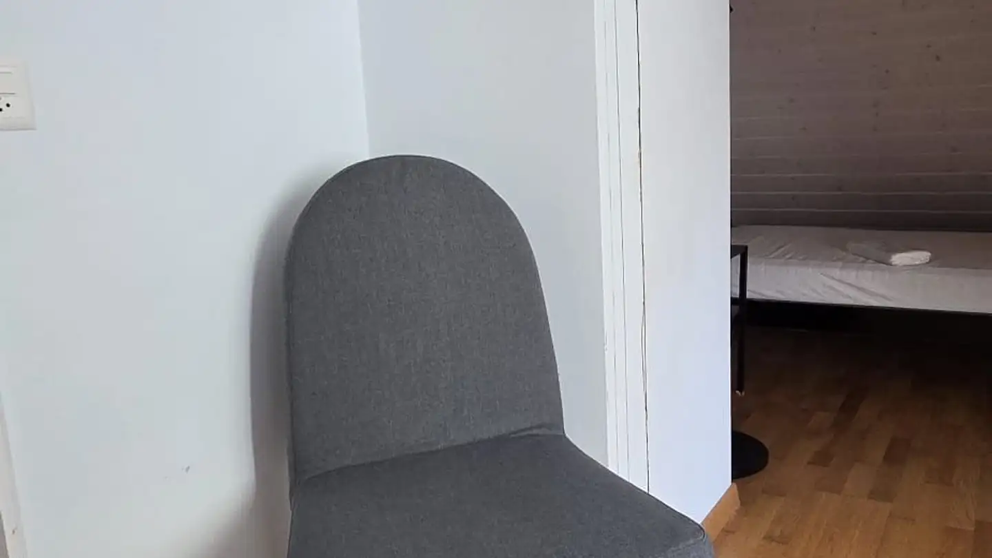 Chambre à louer - Chemin De La Maison Blanche 7, 2533 Evilard - Photo 4