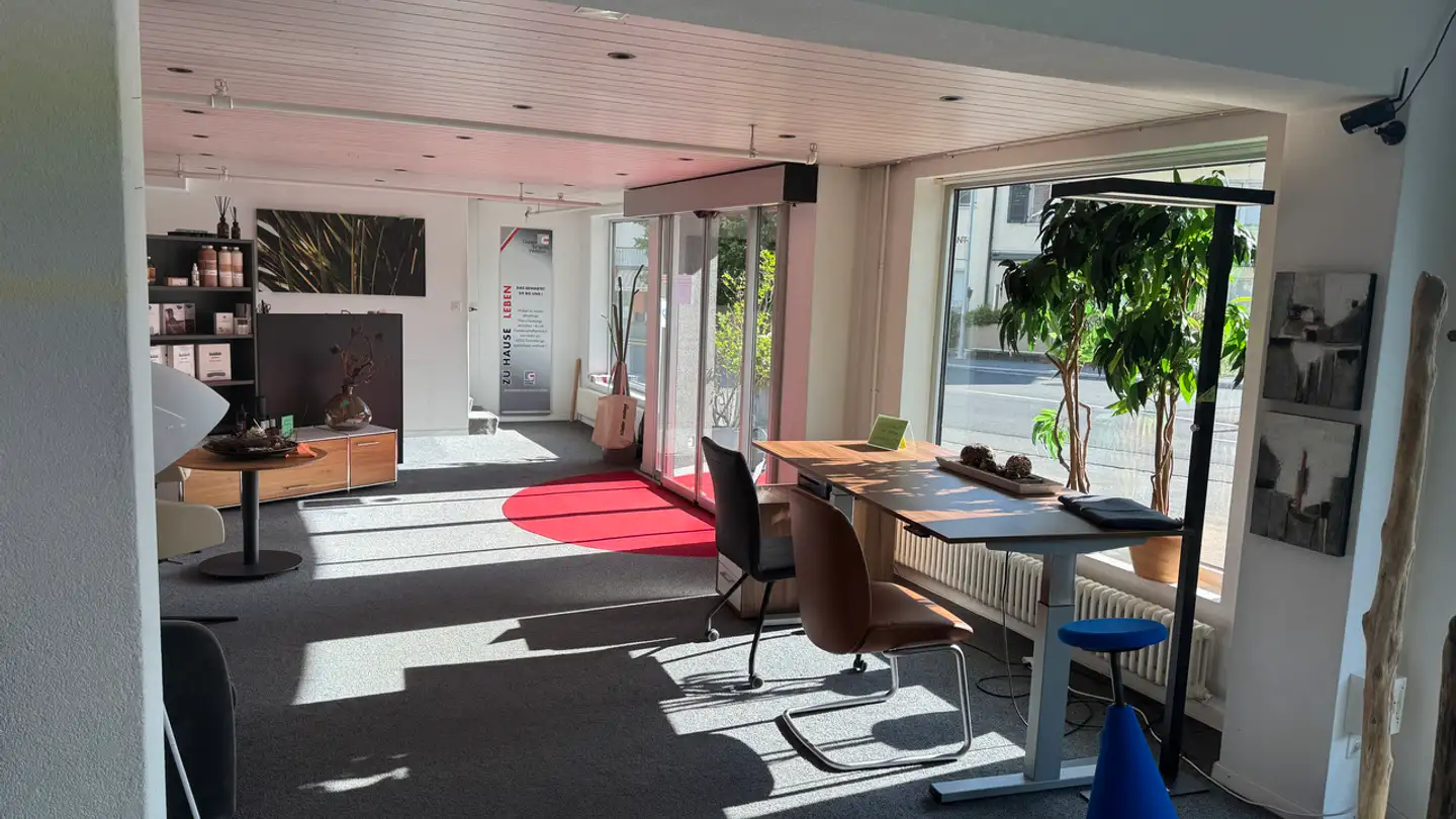 Mischgenutztes Gebäude kaufen - Freiburgstrasse 2, 3175 Flamatt - Foto 2