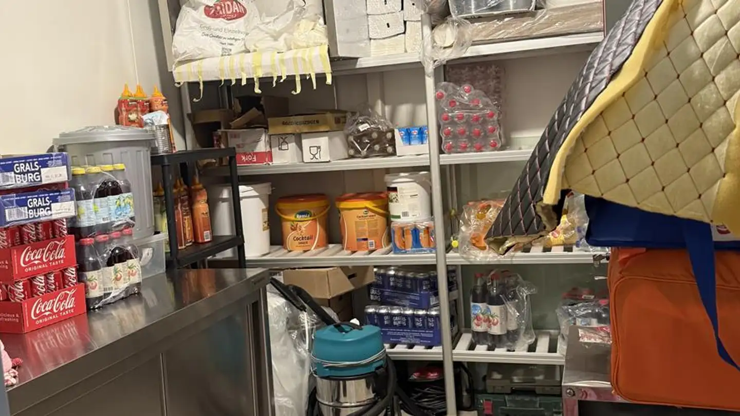 Immeuble mixte à louer - Place De La Gare, 1907 Saxon