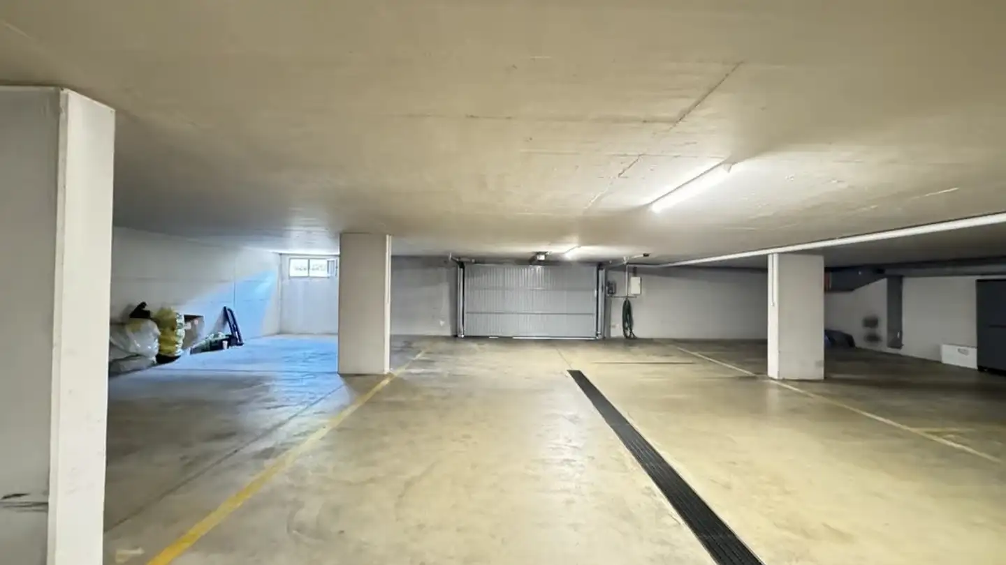 Place de parking souterraine à louer - Im Staadacker 5, 4702 Oensingen - Photo 3