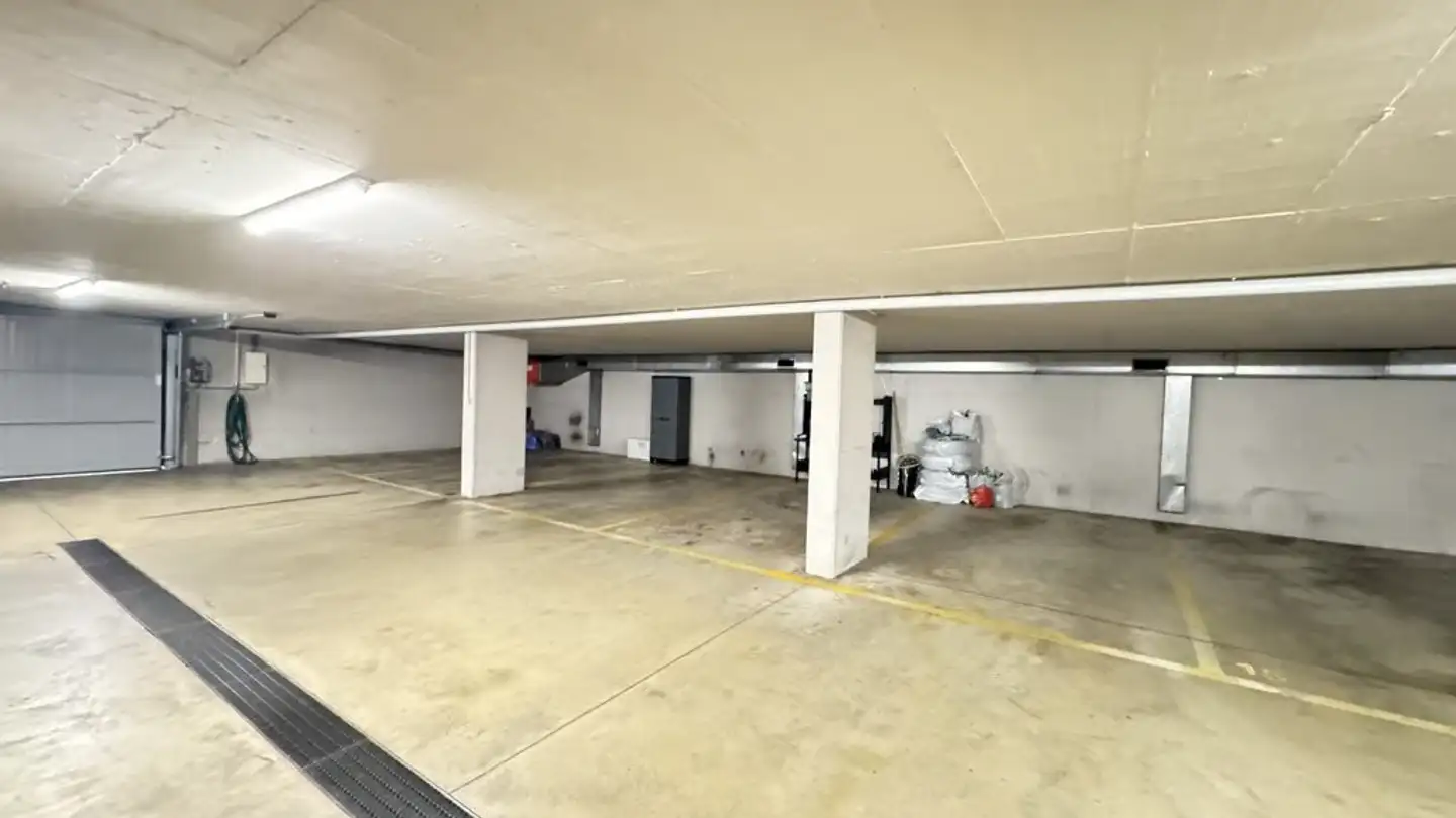 Place de parking souterraine à louer - Im Staadacker 5, 4702 Oensingen - Photo 4