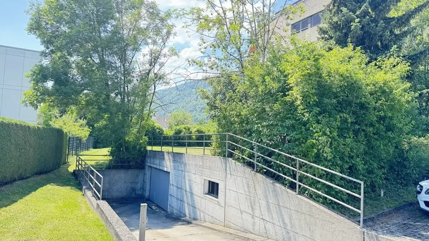 Place de parking souterraine à louer - Im Staadacker 5, 4702 Oensingen