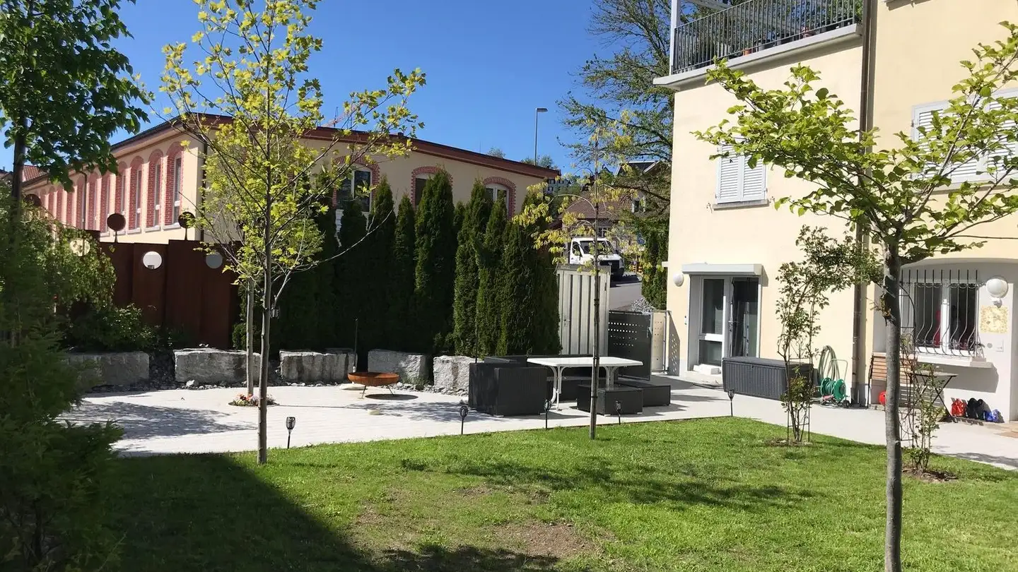 Appartement à louer - Hauptstrasse 38, 8637 Laupen ZH