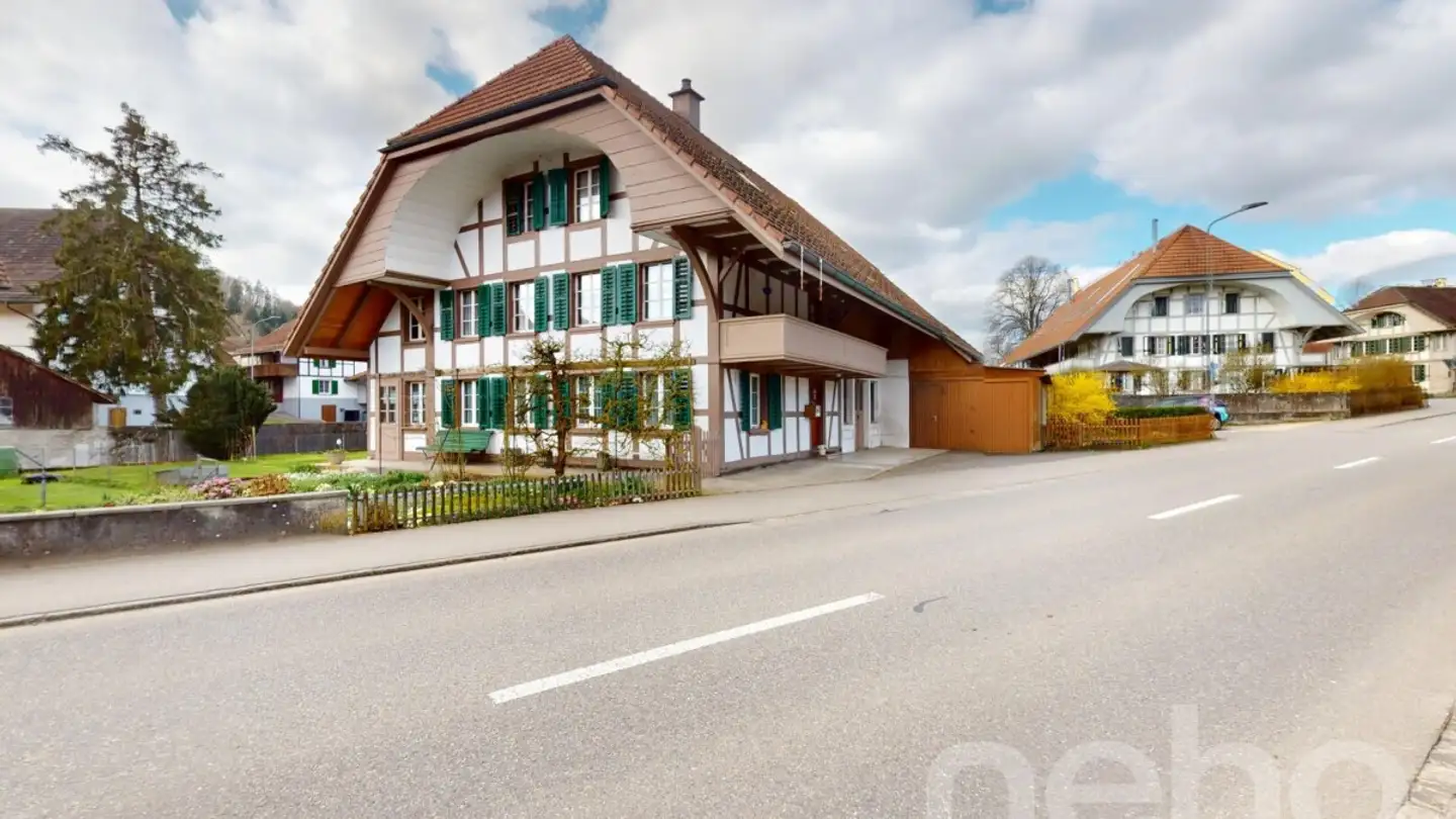 Farm for sale - 4571 Lüterkofen