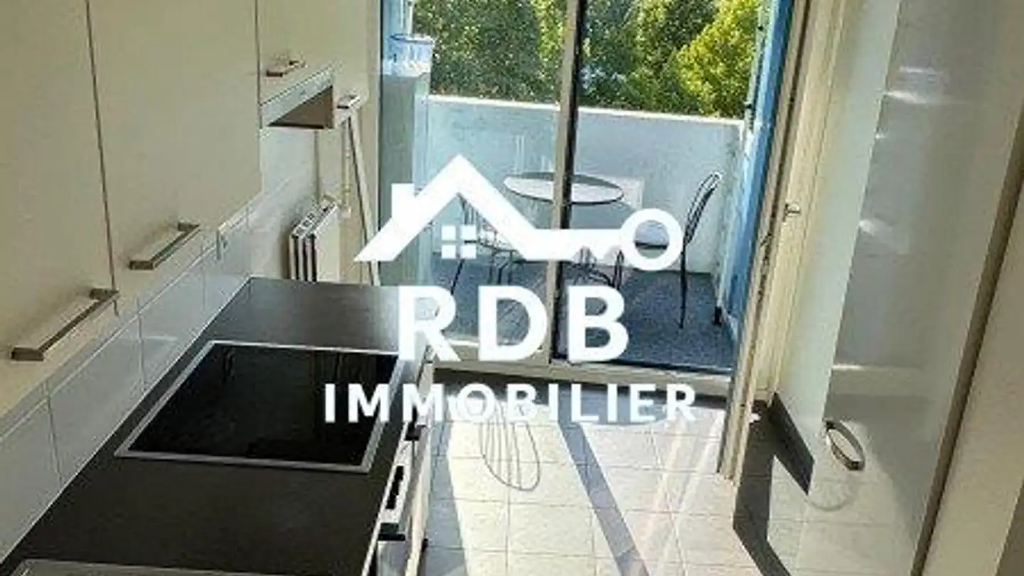 Appartement à louer - 1227 Les Acacias - Photo 2